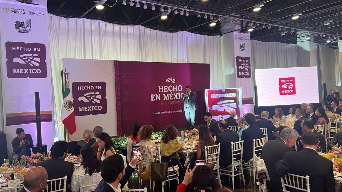 SELLO “Hecho en México” Significar Proyectar a un país competitiva y unido: eBRARD