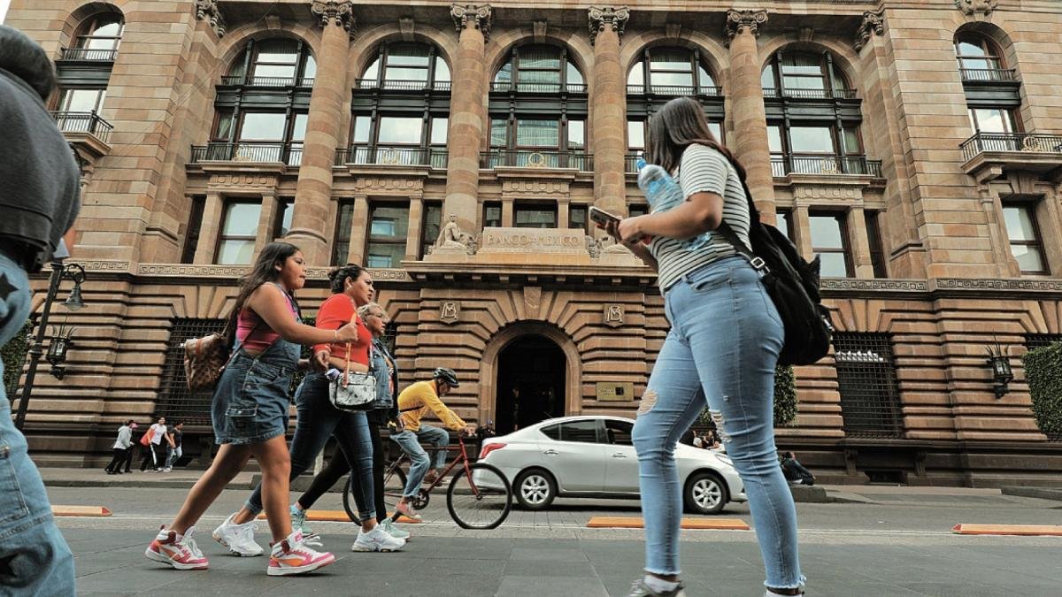 Báxico recortaría en 50 Puntos Base La Tasa de Interés Tras Decisión de la Fed, Coinciden Expertos