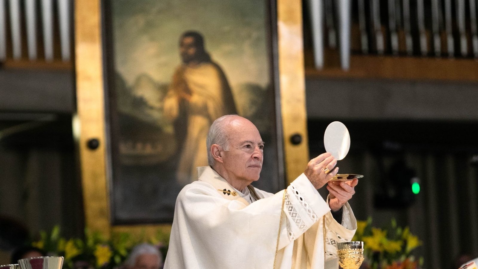 Cónclave “VA A SER BREVE”: Cardenal Carlos Aguiar Retes en Entrevista exclusiva para n+