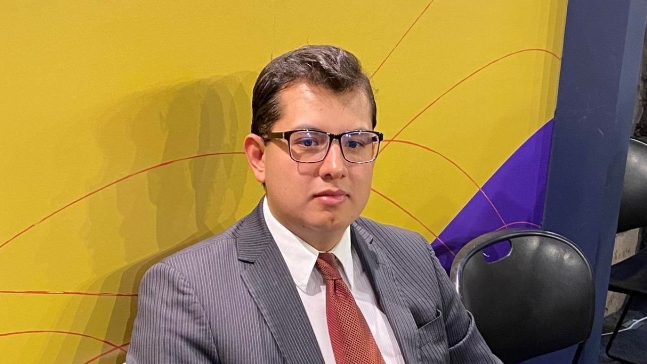 Axel Lara López Busca El Juzgado Especializado Con UNA VISONN JURÍODICO-ECONÓMICA