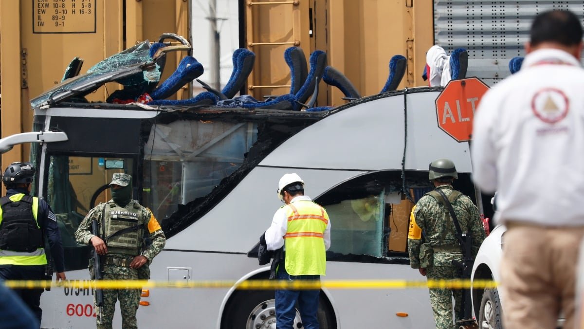 Choque de Tren y Autobús en Atlacomulco: Hay 17 Hospitalizados y 40 Personas Dadas de Alta