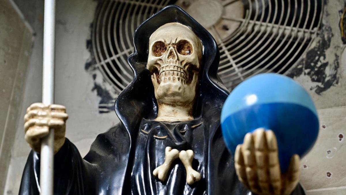 “Solo la muerte puede protegernos”: cómo el culto a La Santa Muerte refleja la violencia en México