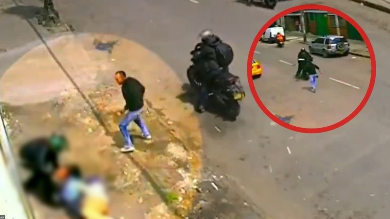 Hombre armado arrastra a 2 mujeres por la calle para robarles el dinero de una herencia | VIDEO