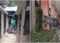 (VIDEO) Auto cae 10 metros desde estacionamiento elevado en Cuajimalpa; hay tres lesionados