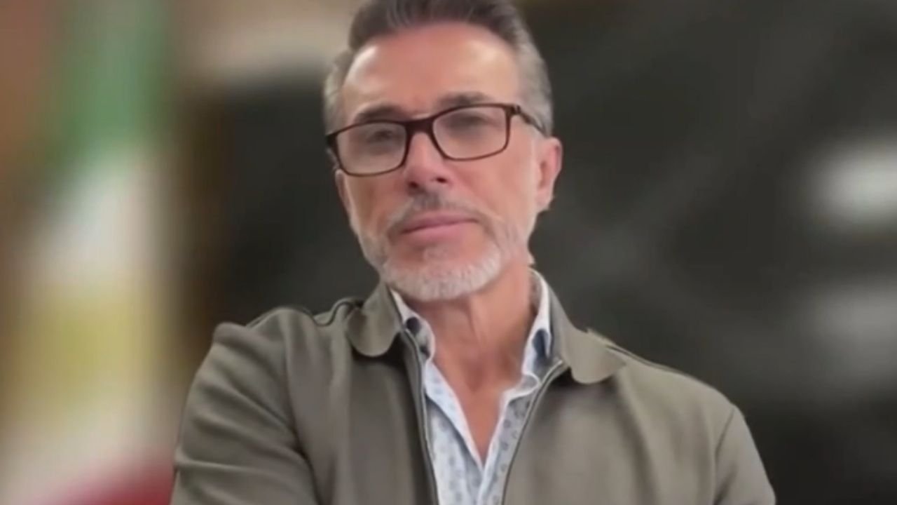 “Les ofrezco una disculpa”: Sergio Mayer confiesa que aceptó participar en ‘La Casa de los Famosos’ por un tema económico