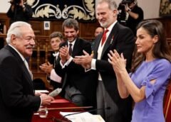 Gonzalo Celorio conquista al Cervantes; “Hoy llegué, papá”